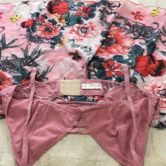 SOLD! French Affair Floral and Lace Babydoll (without Thong) Size 2X - Picture 7 of 9